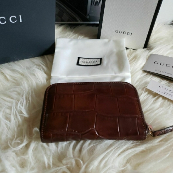 Gucci Unisex Genuine Crocodile Zippy Card Case - Picture 2 of 9